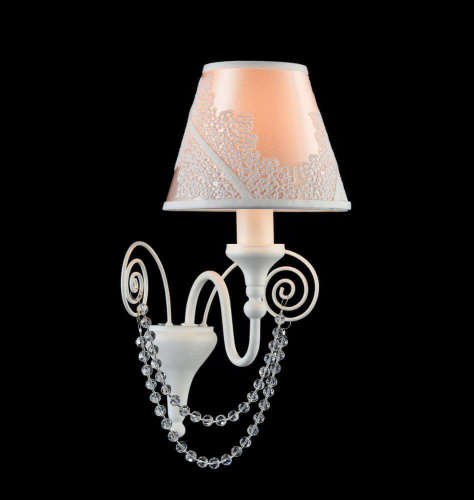 Бра Maytoni Lucy ARM042-01-W