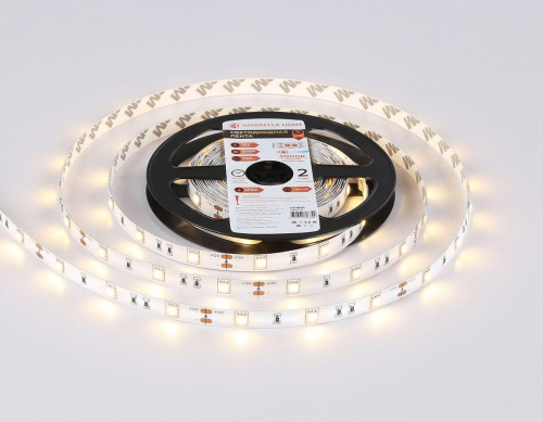Светодиодная лента Ambrella Light 7,2W/m 30LED/m 5050SMD теплый белый 5M GS1801