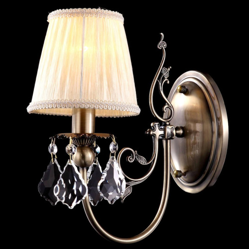 Бра Maytoni Latona RC301-WL-01-R