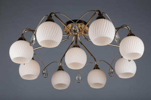 Потолочная люстра Omnilux OML-31907-09