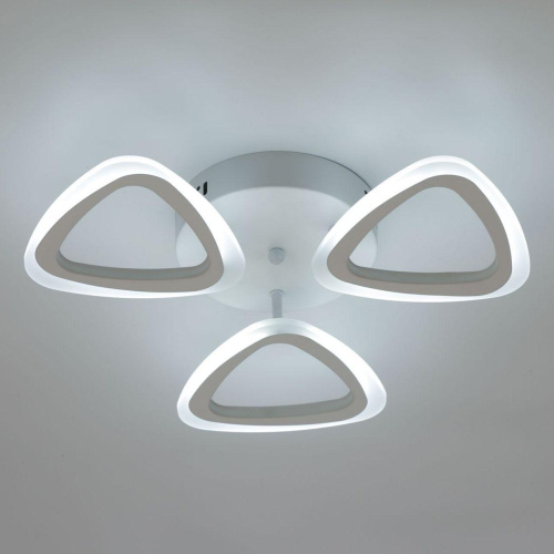 Потолочная светодиодная люстра De Markt City Мадлен 424012903 Потолочная светодиодная люстра De Markt City Мадлен 424012903