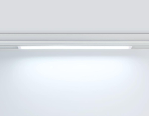 Трековый светодиодный светильник Ambrella Light Track System Magnetic 220V GL1281