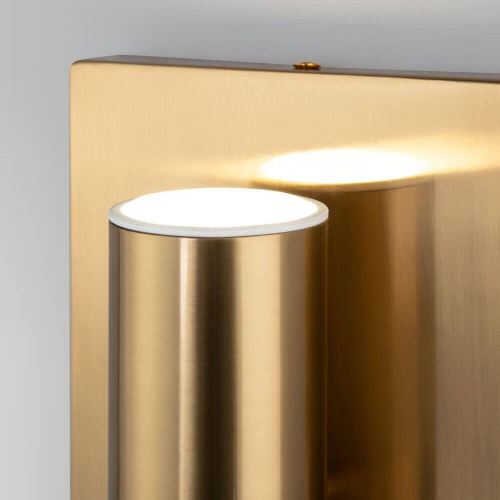 Настенный светильник Eurosvet Adamson 70142/2 латунь Настенный светильник Eurosvet Adamson 70142/2 латунь