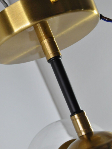 Потолочная люстра Elvan LU-208/3-E27-BkBaCl