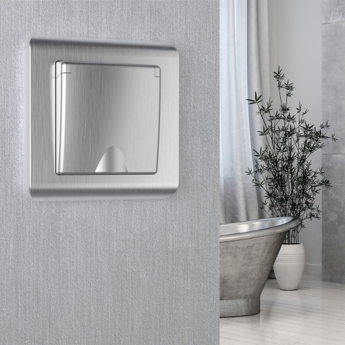 Розетка Werkel с заземлением с защитной крышкой и шторками WL09-SKGSC-01-IP44 4690389085093