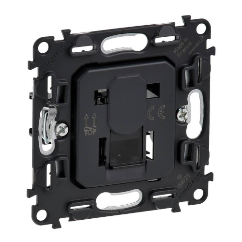 Информационная розетка RJ45 Legrand Valena Мех In Matic Life 5 кат UTP 753070