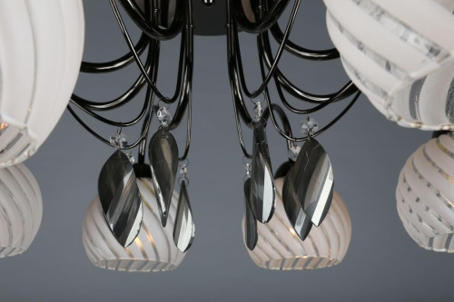 Потолочная люстра Omnilux OML-31707-08