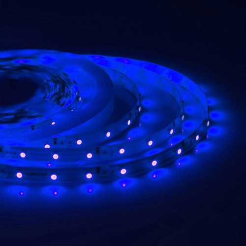 Светодиодная влагозащищенная лента Apeyron 4,8W/m 60LED/m 3528SMD синий 5M 00-84 Светодиодная влагозащищенная лента Apeyron 4,8W/m 60LED/m 3528SMD синий 5M 00-84