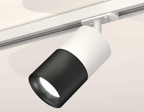 Комплект трекового светильника Ambrella light Track System XT (A2536, C7401, A2071, C7402, N7011) XT7402001