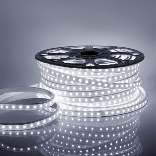 Светодиодная влагозащищенная лента Apeyron 6W/m 60LED/m 2835SMD холодный белый 15M 10-54 Светодиодная влагозащищенная лента Apeyron 6W/m 60LED/m 2835SMD холодный белый 15M 10-54