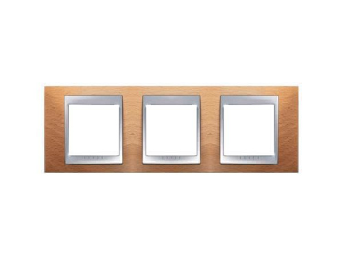 Рамка 3-постовая Schneider Electric Unica Top MGU66.006.0M2