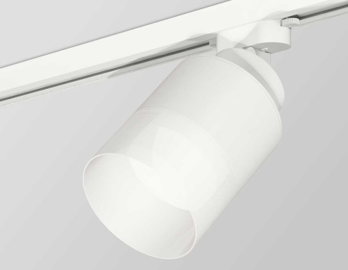 Комплект трекового светильника Ambrella light Track System XT (A2524, A2105, C8110, N8402) XT8110002