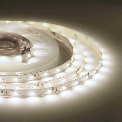 Светодиодная лента Apeyron 9,6W/m 60LED/m 2835SMD дневной белый 3M 220BL Светодиодная лента Apeyron 9,6W/m 60LED/m 2835SMD дневной белый 3M 220BL