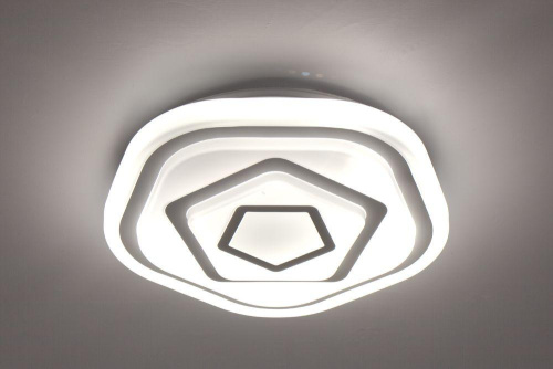 Потолочный светодиодный светильник Escada 10233/S LED Потолочный светодиодный светильник Escada 10233/S LED