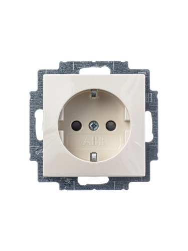Розетка ABB Basic55 Schuko с/з 16A 250V со шторками безвинтовой зажим слоновая кость 2CKA002013A5279 Розетка ABB Basic55 Schuko с/з 16A 250V со шторками безвинтовой зажим слоновая кость 2CKA002013A5279