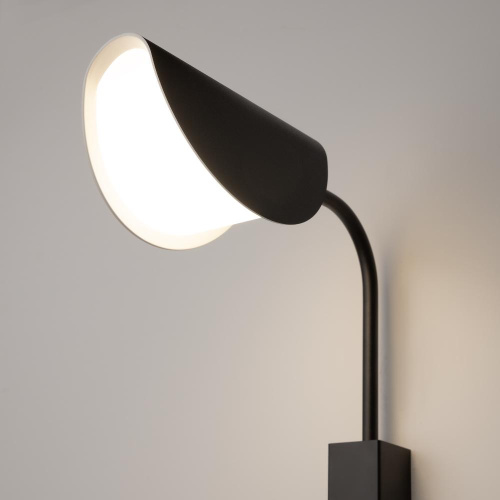 Бра Maytoni Technical Mollis MOD126WL-01B