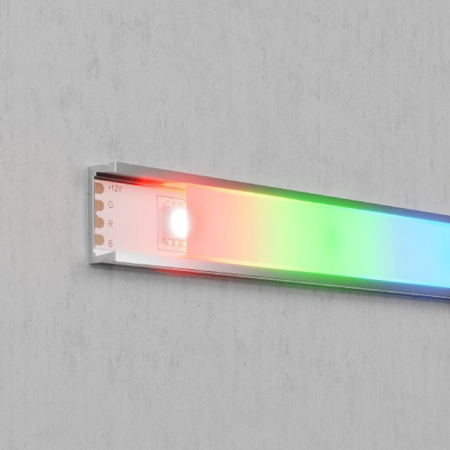Светодиодная лента Maytoni Technical 7,2W/m 30LED/m 5050SMD RGB 5M 10126 Светодиодная лента Maytoni Technical 7,2W/m 30LED/m 5050SMD RGB 5M 10126