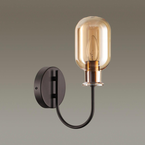 Бра Odeon Light Grif 4700/1W