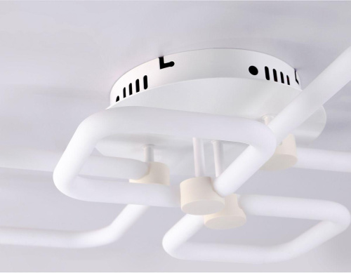 Потолочная светодиодная люстра Ambrella light Acrylica Original FA3822