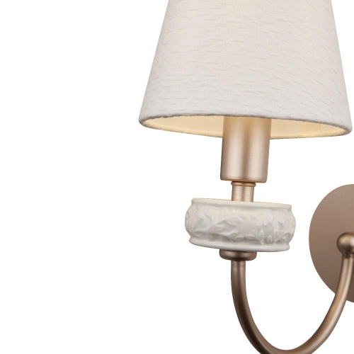Бра Maytoni Roma ARM006WL-01G Бра Maytoni Roma ARM006WL-01G