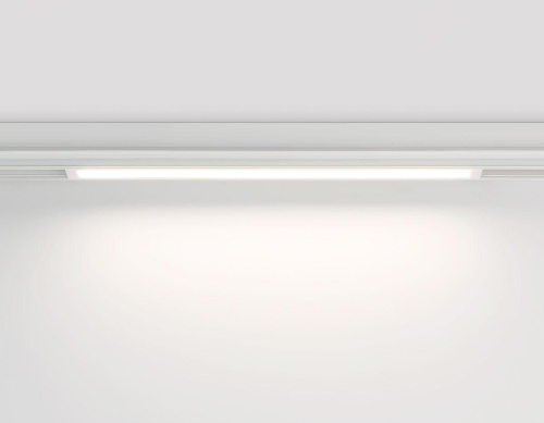 Трековый светодиодный светильник Ambrella Light Track System Magnetic 220V GL1281