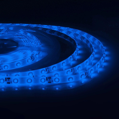 Светодиодная влагозащищенная лента Apeyron 4,8W/m 60LED/m 3528SMD синий 5M 06BL Светодиодная влагозащищенная лента Apeyron 4,8W/m 60LED/m 3528SMD синий 5M 06BL