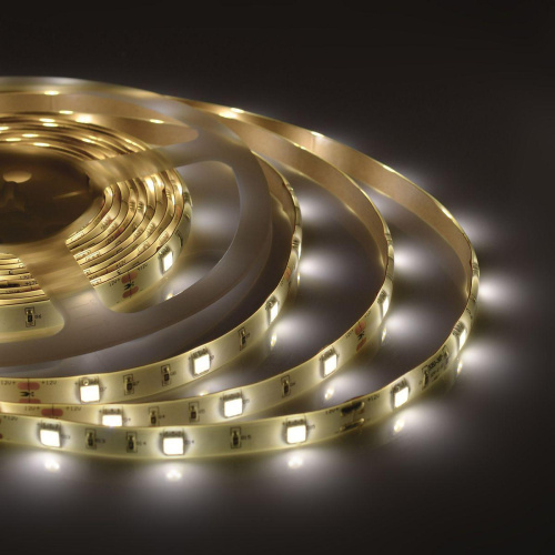 Светодиодная влагозащищенная лента Apeyron 7,2W/m 30LED/m 5050SMD теплый белый 5M 10-02 Светодиодная влагозащищенная лента Apeyron 7,2W/m 30LED/m 5050SMD теплый белый 5M 10-02