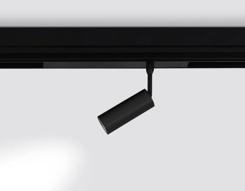 Трековый светодиодный светильник Ambrella Light Track System Magnetic 220V GL1202