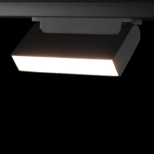 Трековый светодиодный светильник для магнитного шинопровода LOFT IT Tech T107-06 Трековый светодиодный светильник для магнитного шинопровода LOFT IT Tech T107-06
