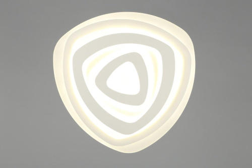 Потолочная светодиодная люстра Omnilux Clanezzo OML-07107-164