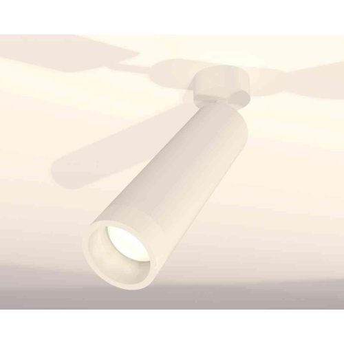 Комплект накладного светильника Ambrella light Techno Spot XM6355004 SWH/FR белый песок/белый матовый (A2202, C6355, N6248) Комплект накладного светильника Ambrella light Techno Spot XM6355004 SWH/FR белый песок/белый матовый (A2202, C6355, N6248)