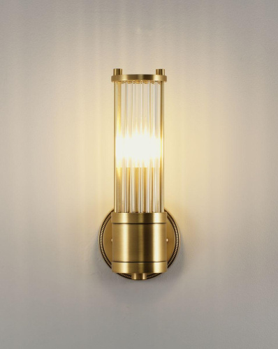Бра Moderli Brass V11020-1W