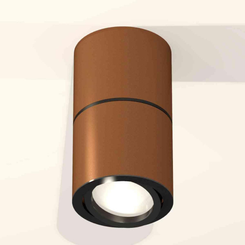 Комплект накладного светильника Ambrella light Techno Spot XS7404040 SCF/PBK кофе песок/черный полированное (C7404, A2071, C7404, N7002) Комплект накладного светильника Ambrella light Techno Spot XS7404040 SCF/PBK кофе песок/черный полированное (C7404, A2071, C7404, N7002)