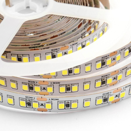 Светодиодная лента Apeyron 18W/m 168Led/m 2835SMD холодный белый 1M 230BL Светодиодная лента Apeyron 18W/m 168Led/m 2835SMD холодный белый 1M 230BL