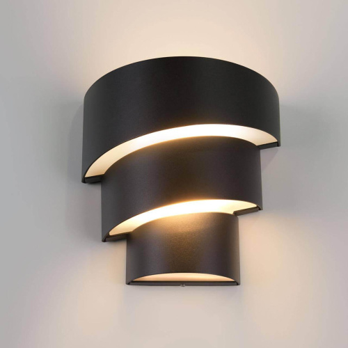 Уличный настенный светодиодный светильник Elektrostandard 1535 Techno LED Helix черный a039955 Уличный настенный светодиодный светильник Elektrostandard 1535 Techno LED Helix черный a039955