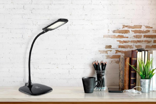 Настольная лампа De Markt Ракурс 631035301