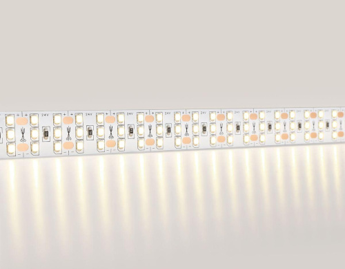 Светодиодная лента Ambrella Light 26W/m 324LED/m 2835SMD теплый белый 5M GS3901