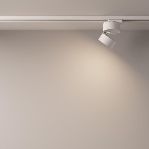 Трековый светодиодный светильник Maytoni Track lamps TR007-1-12W4K-W Трековый светодиодный светильник Maytoni Track lamps TR007-1-12W4K-W