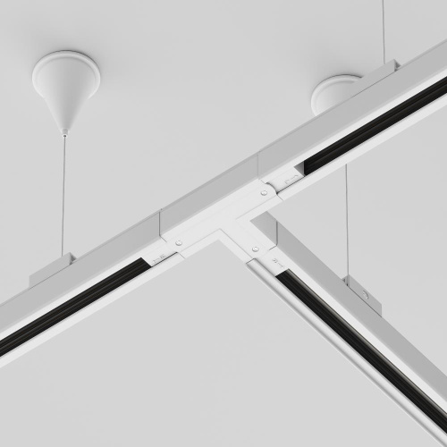 Коннектор T-образный Maytoni Technical Accessorises TRA005CT-31W-R Коннектор T-образный Maytoni Technical Accessorises TRA005CT-31W-R