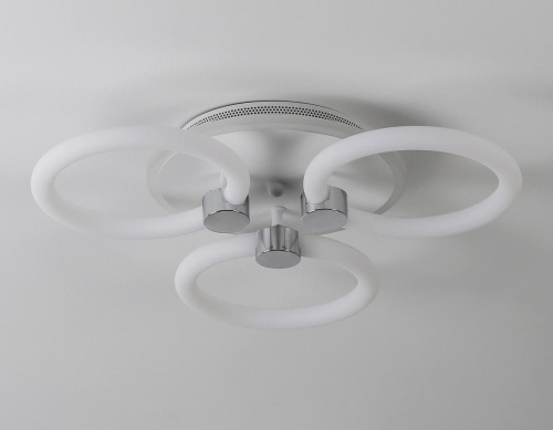 Потолочная светодиодная люстра Ambrella light Acrylica Original FA3838 Потолочная светодиодная люстра Ambrella light Acrylica Original FA3838