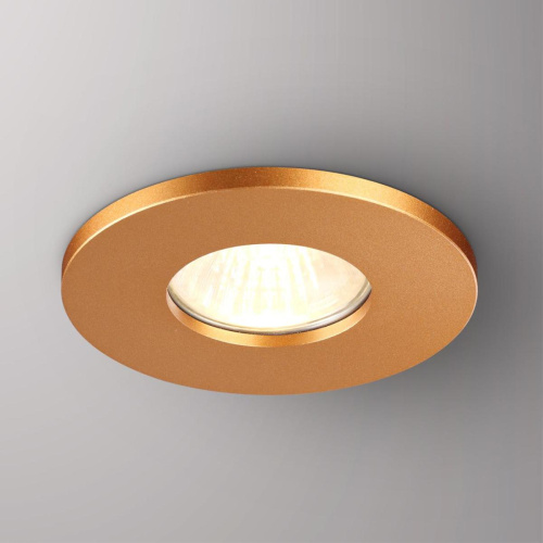 Встраиваемый светильник Novotech Spot Aqua 370803