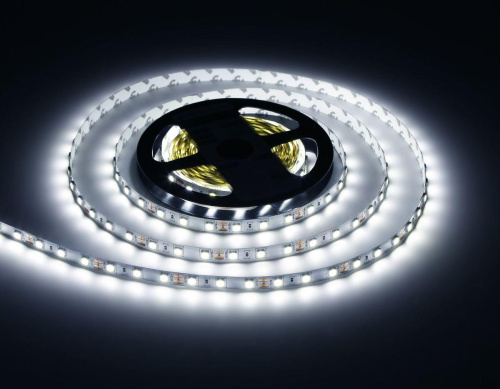 Светодиодная лента Ambrella Light 14,4W/m 60LED/m 5050SMD холодный белый 5M GS4003