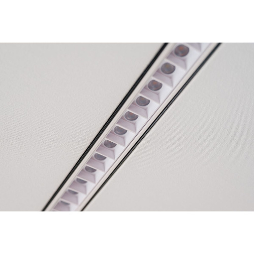Трековый светодиодный светильник Denkirs DK8003-WH