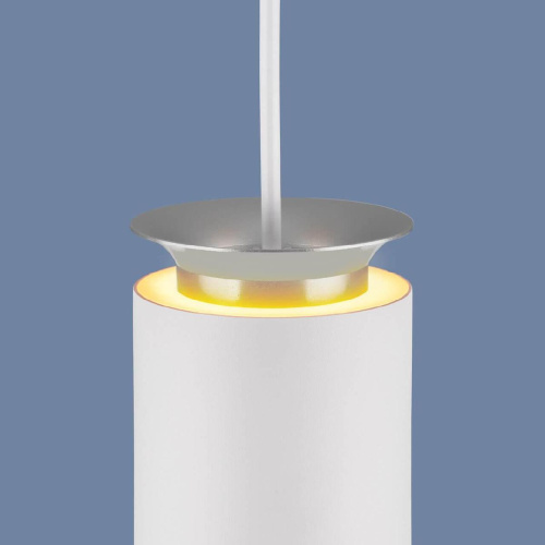 Подвесной светодиодный светильник Elektrostandard DLS021 9+4W 4200К белый матовый/серебро a045502