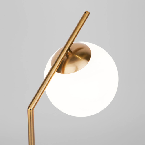 Настольная лампа Eurosvet Frost 01082/1 латунь Настольная лампа Eurosvet Frost 01082/1 латунь