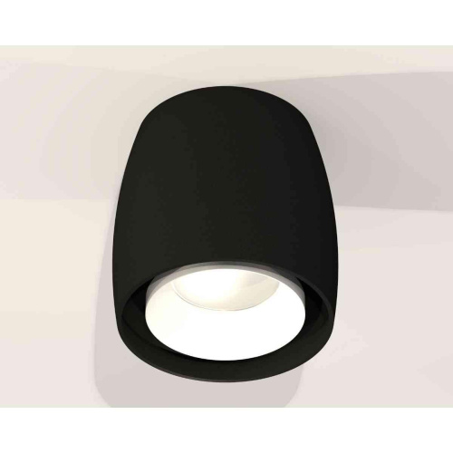 Комплект накладного светильника Ambrella light Techno Spot XS1142001 SBK/SWH черный песок/белый песок (C1142, N7030) Комплект накладного светильника Ambrella light Techno Spot XS1142001 SBK/SWH черный песок/белый песок (C1142, N7030)