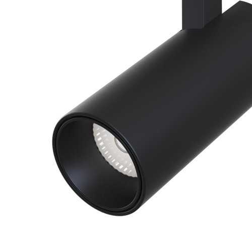 Трековый светодиодный светильник для магнитного шинопровода Maytoni Track lamps TR019-2-15W3K-B Трековый светодиодный светильник для магнитного шинопровода Maytoni Track lamps TR019-2-15W3K-B