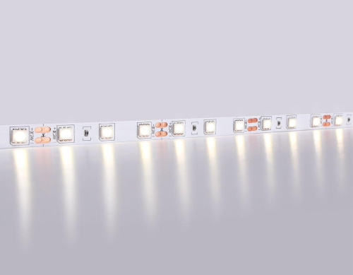 Светодиодная лента Ambrella Light 14,4W/m 60LED/m 5050SMD дневной белый 5M GS4002