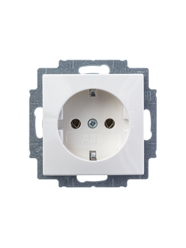 Розетка ABB Basic55 Schuko с/з 16A 250V безвинтовой зажим альпийский белый 2CKA002011A3855
