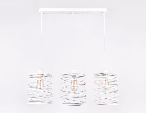 Подвесной светильник Ambrella light Traditional TR8402 Подвесной светильник Ambrella light Traditional TR8402